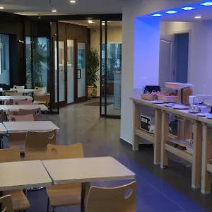 https://hotel-evergreen.brusselshotelsbook.com